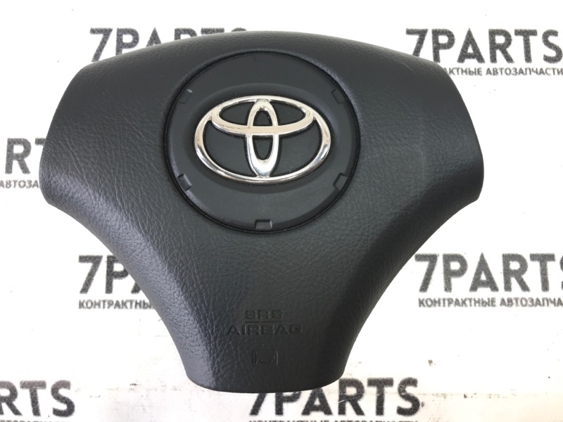 Airbag на руль Toyota Voxy AZR60 (б/у)
