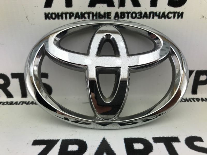 Эмблема Toyota (б/у)