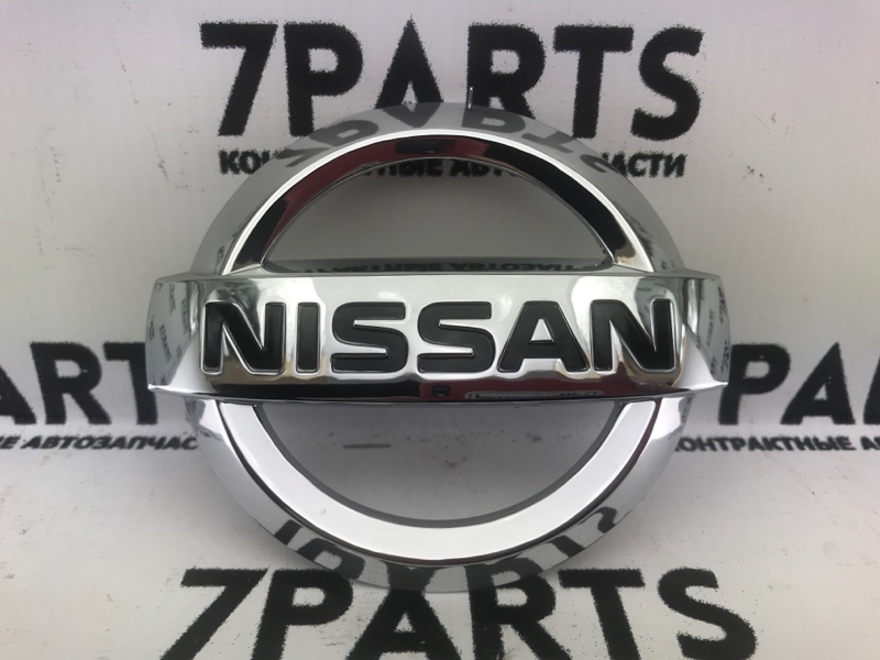 Эмблема Nissan Эмблема Nissan