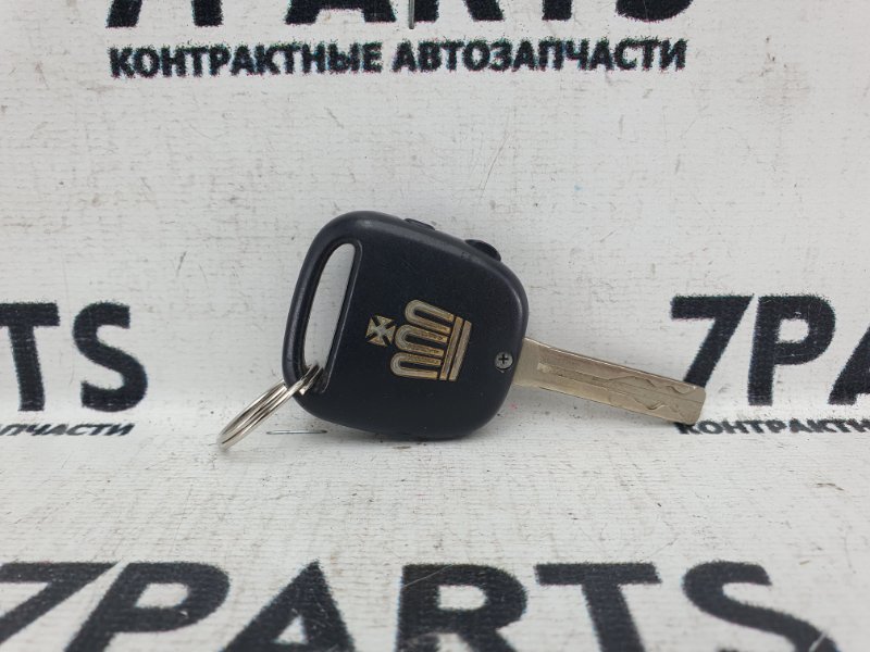 Ключ зажигания Toyota Crown Ключ зажигания Toyota Crown