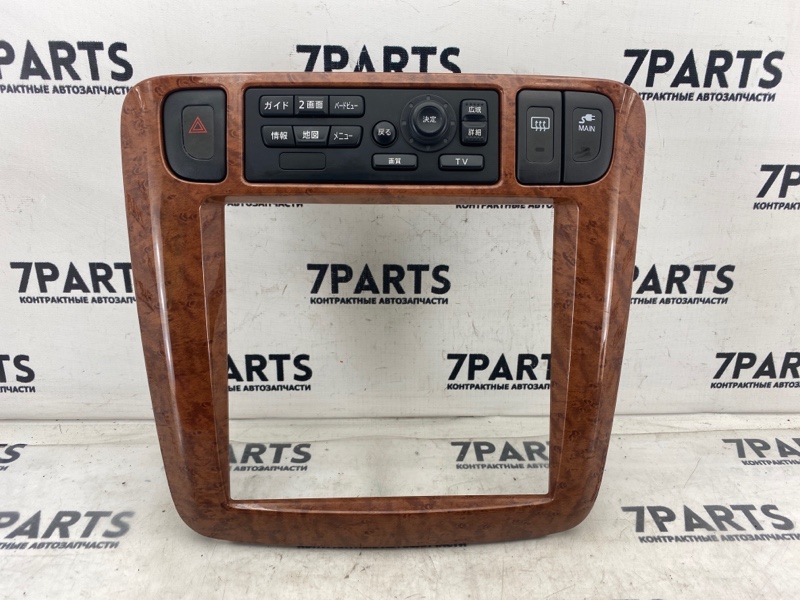 Консоль магнитофона Nissan Liberty RM12 QR20DE 2003 (б/у)