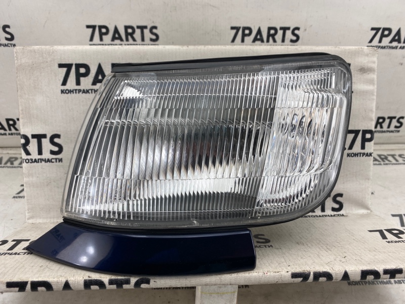Габарит Mitsubishi Rvr N23W 4G63 1994 передний левый (б/у)