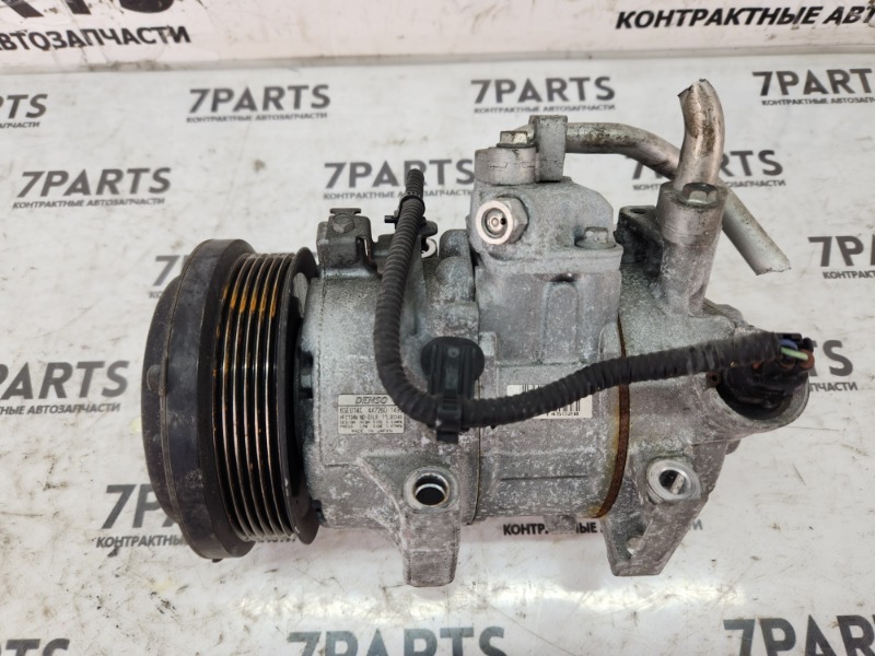 Компрессор кондиционера Toyota Isis ZGM10 2ZRFAE 2009 (б/у)