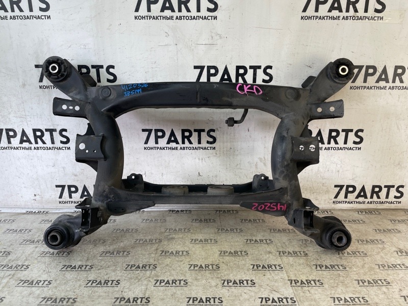 Балка подвески Toyota Crown JZS171 1JZFSE 2002 задняя (б/у)