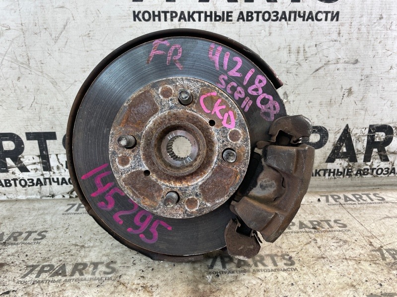 Ступица Toyota Platz SCP11 1SZFE 1999 передняя правая (б/у)