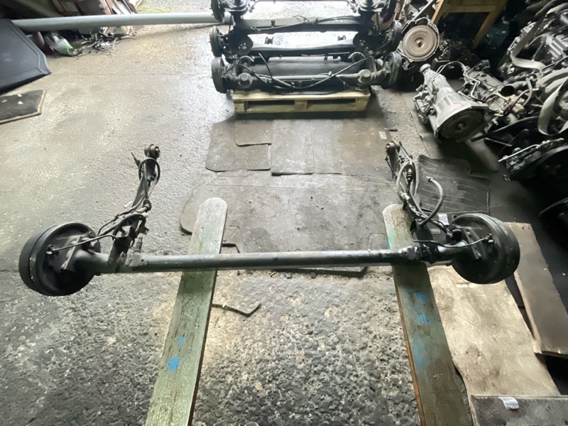 Балка подвески Toyota Raum EXZ10 5EFE 1998 задняя (б/у)