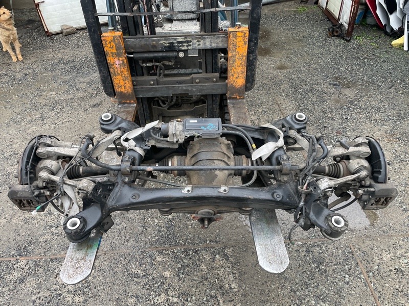 Балка подвески Lexus Ls460 USF40 1URFSE 2007 задняя (б/у)