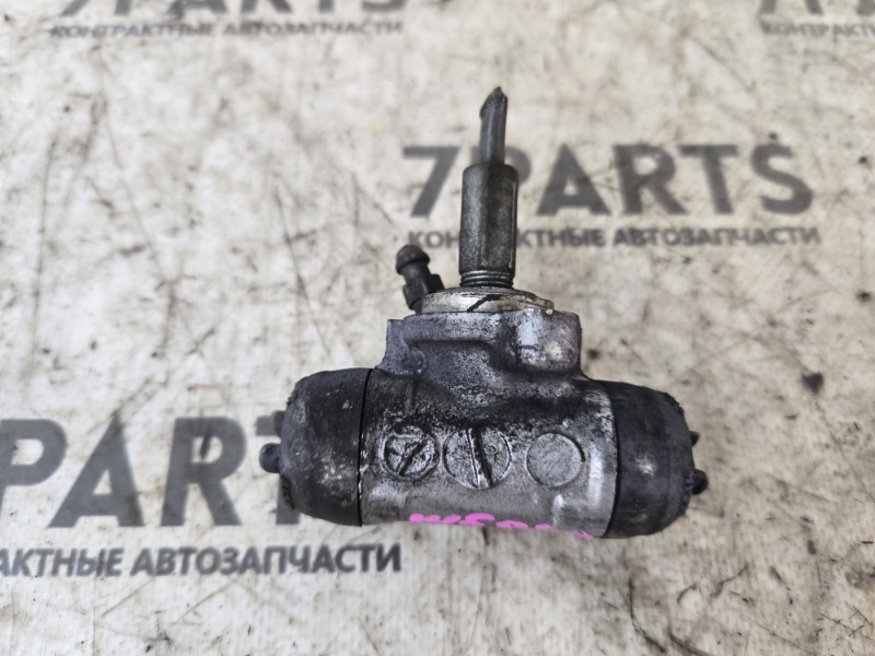 Тормозной цилиндр Toyota Platz SCP11 1SZFE 2003 задний левый (б/у)