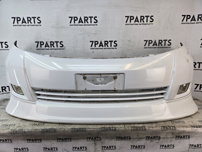 Бампер Toyota Isis ZNM10 1ZZFE 2006 (б/у)