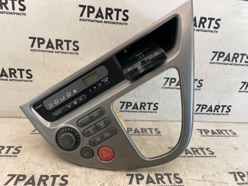 Климат-контроль TOYOTA WISH ZNE10 1ZZFE 2004 (б/у)