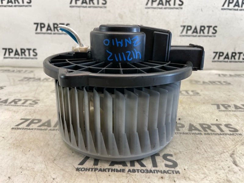 Мотор печки TOYOTA ISIS ZNM10 1ZZFE 2008 (б/у)