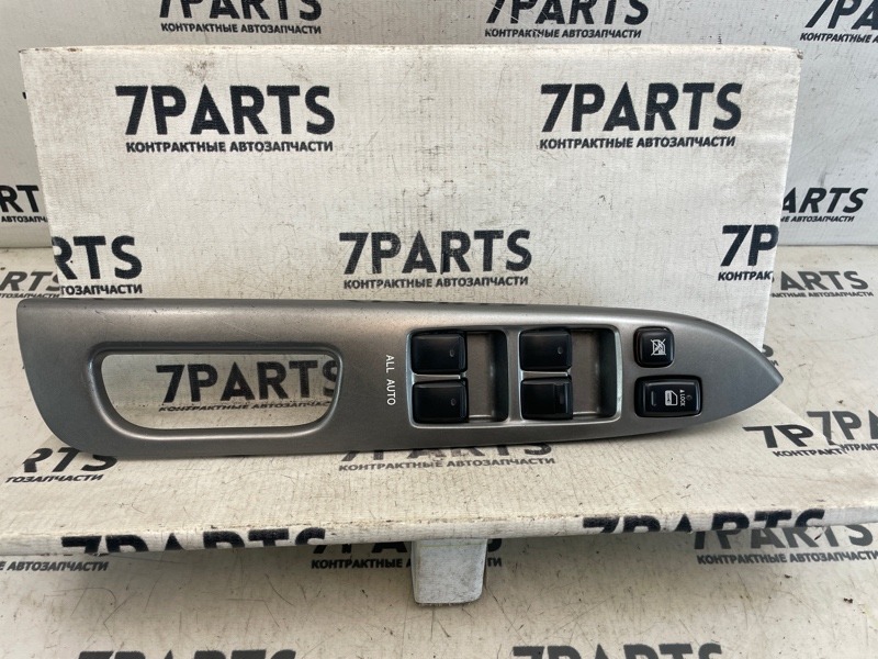 Блок упр. стеклоподьемниками TOYOTA WISH ZNE10 1ZZFE 2005 передний правый (б/у)