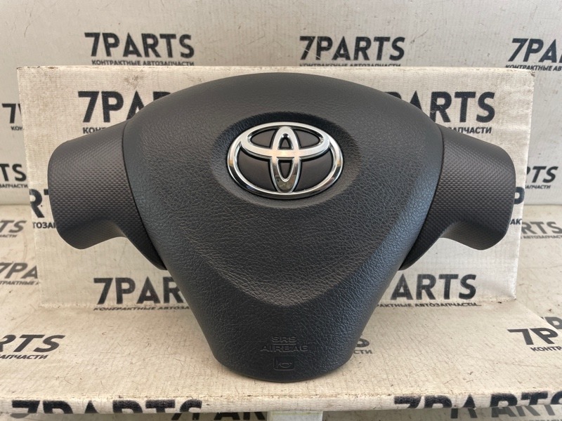 Airbag на руль TOYOTA ISIS ZNM10 1ZZFE 2008 (б/у)