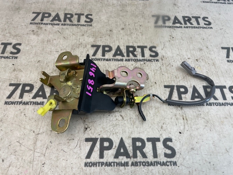 Замок багажника TOYOTA PLATZ SCP11 1SZFE 2003 (б/у)