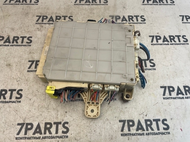 Блок предохранителей TOYOTA CROWN JZS171 1JZFSE 2002 (б/у)