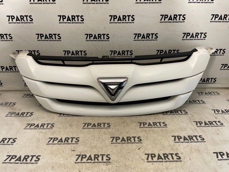 Решетка радиатора TOYOTA CALDINA ZZT241 1ZZFE 2005 (б/у)