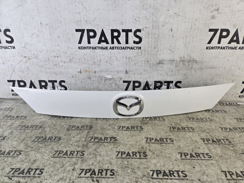 Накладка 5-й двери MAZDA ATENZA GH5AW L5VE 2008 (б/у)