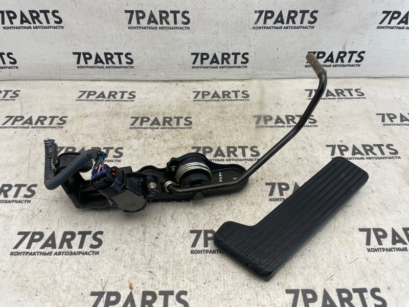 Педаль подачи топлива TOYOTA CROWN JZS171 1JZFSE 2002 (б/у)
