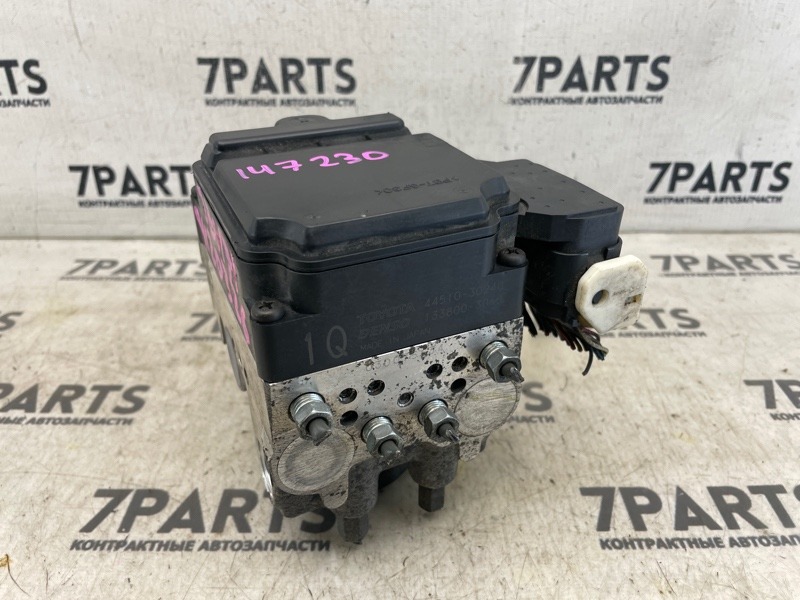 Блок ABS TOYOTA CROWN JZS171 1JZFSE 2002 (б/у)