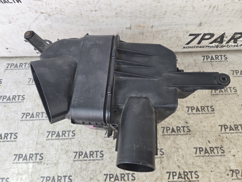 Корпус воздушного фильтра TOYOTA CROWN JZS171 1JZFSE 2002 (б/у)