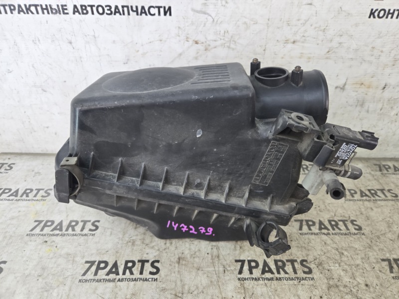 Корпус воздушного фильтра TOYOTA COROLLA SPACIO ZZE124 1ZZFE 2004 (б/у)