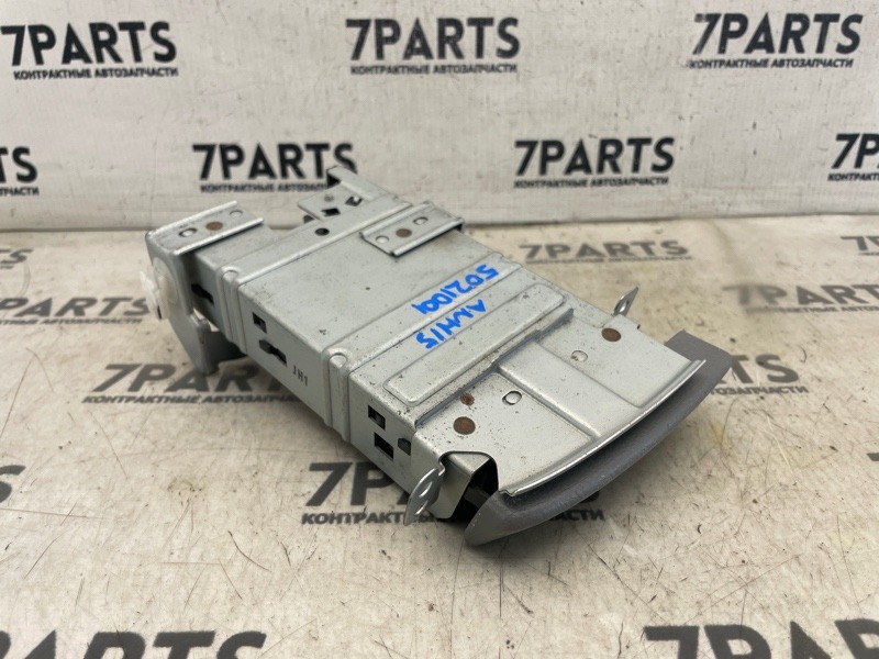 Подстаканник TOYOTA ALPHARD ANH15 2AZFE 2006 (б/у)