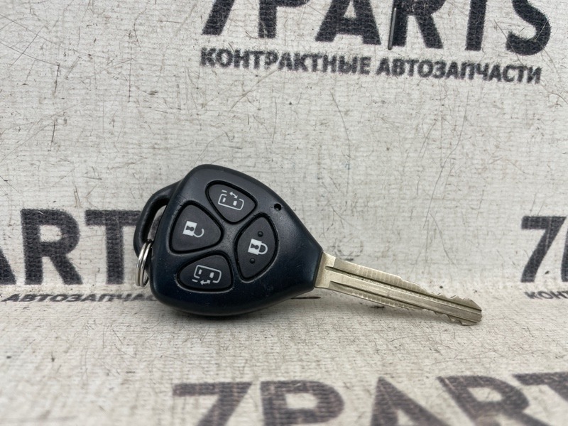 Ключ зажигания TOYOTA WISH ZNM10 (б/у)