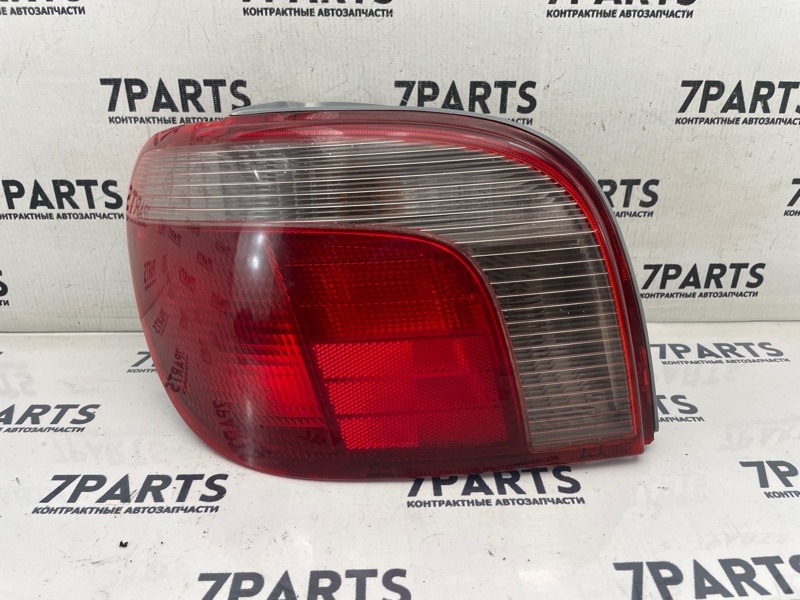 Стоп TOYOTA VITZ SCP10 1SZFE 2001 задний левый (б/у)