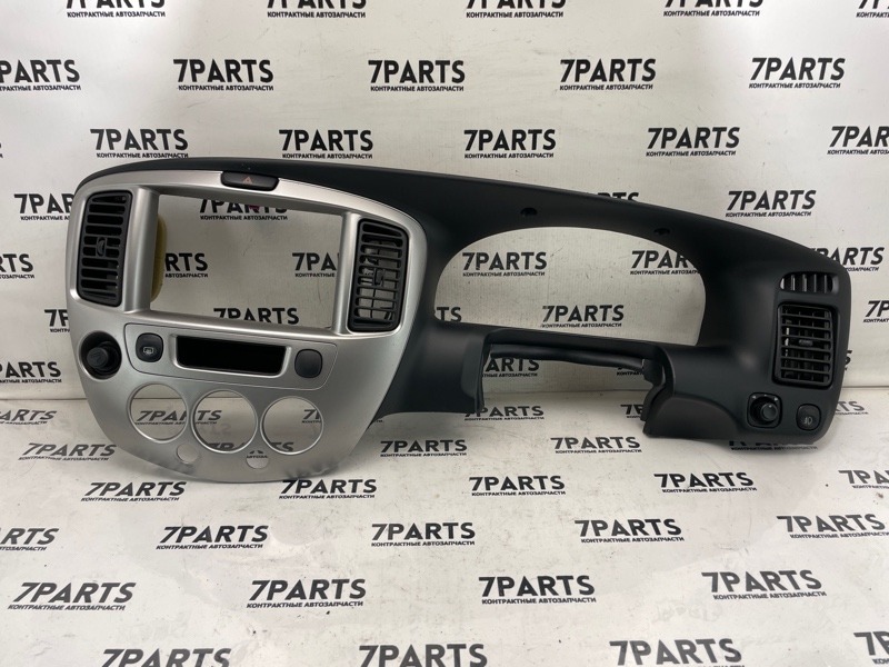 Консоль магнитофона MAZDA TRIBUTE EPEW YF 2001 (б/у)