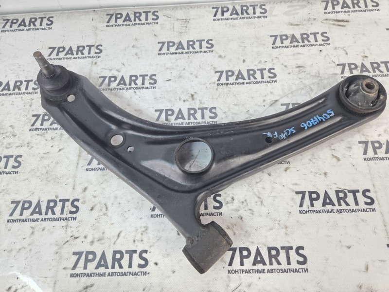Рычаг TOYOTA VITZ SCP10 1SZFE 2002 передний правый (б/у)