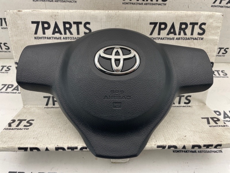 Airbag на руль TOYOTA VITZ KSP130 1KRFE 2014 (б/у)