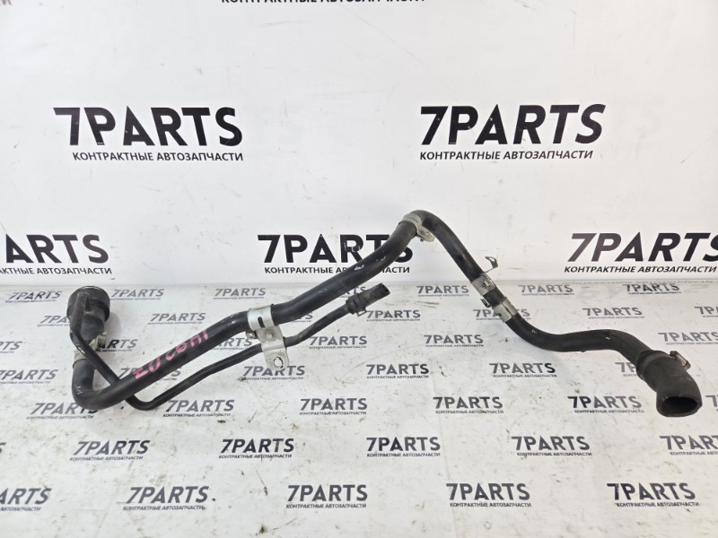 Горловина топливного бака TOYOTA ISIS ZNM10 1ZZFE 2005 (б/у)