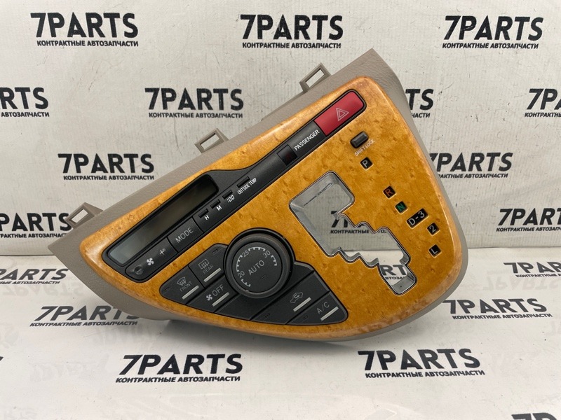 Климат-контроль TOYOTA ISIS ZNM10 1ZZFE 2006 (б/у)
