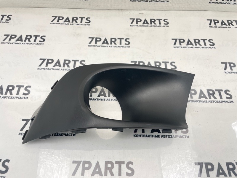 Заглушка бампера SUBARU LEGACY BR9 EJ253JUAFE 2009 передняя правая (б/у)