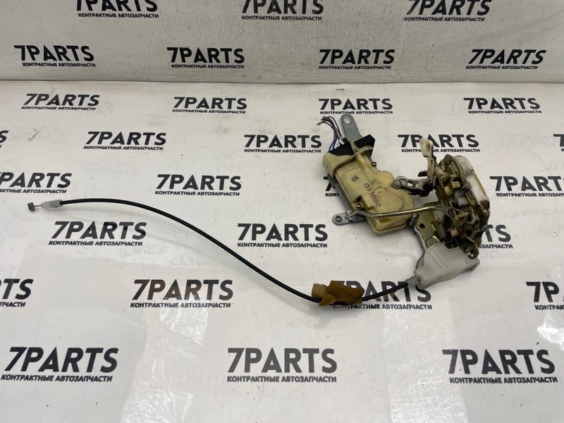 Замок двери TOYOTA VITZ SCP10 1SZFE 2001 передний правый (б/у)