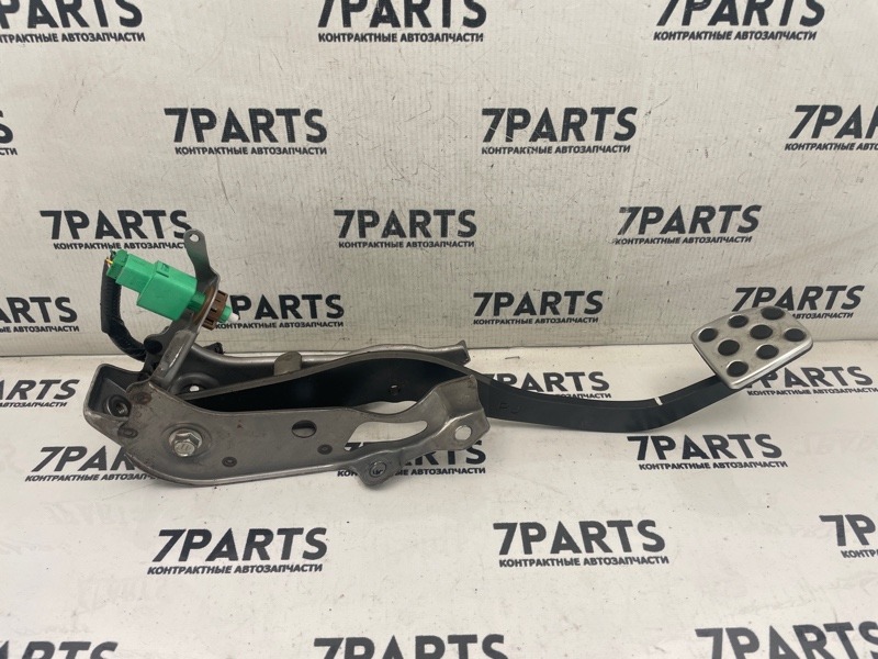 Педаль тормоза TOYOTA VITZ NCP131 1NZFE (б/у)