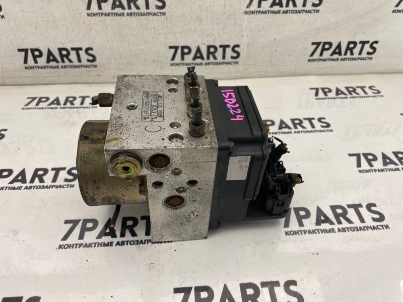 Блок ABS NISSAN PRESAGE U30 KA24DE 1998 (б/у)