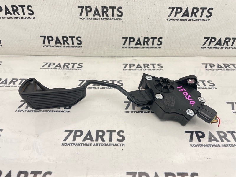 Педаль подачи топлива TOYOTA SAI AZK10 2AZFXE 2013 (б/у)