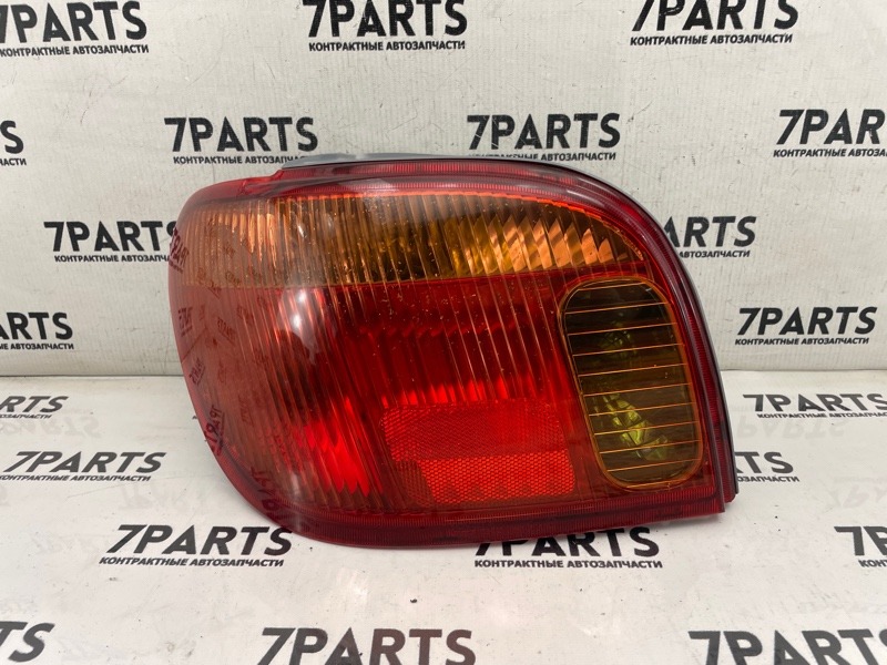 Стоп TOYOTA VITZ SCP10 1SZFE 2002 задний левый (б/у)