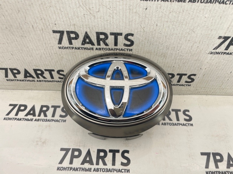 Эмблема TOYOTA SAI AZK10 2AZFXE 2013 передняя (б/у)