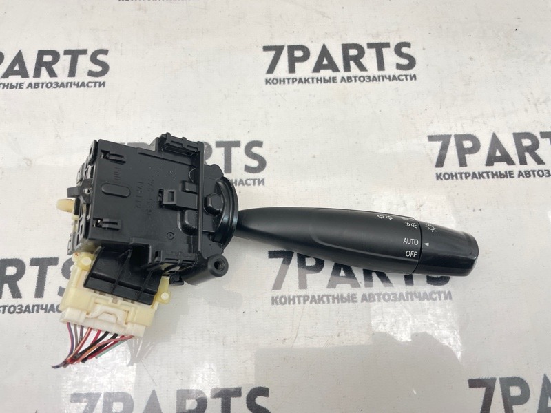Гитара SUZUKI SWIFT ZC32S M16A 2014 правая (б/у)