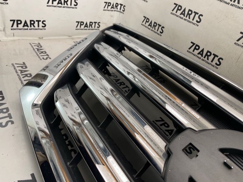 Решетка радиатора NISSAN SERENA C26 (б/у) Решетка радиатора NISSAN SERENA C26 (б/у)
