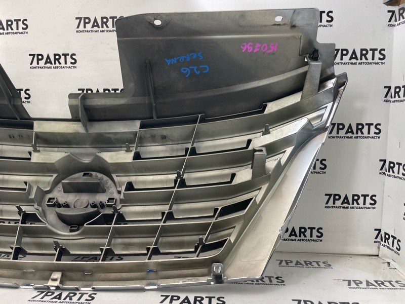 Решетка радиатора NISSAN SERENA C26 (б/у) Решетка радиатора NISSAN SERENA C26 (б/у)