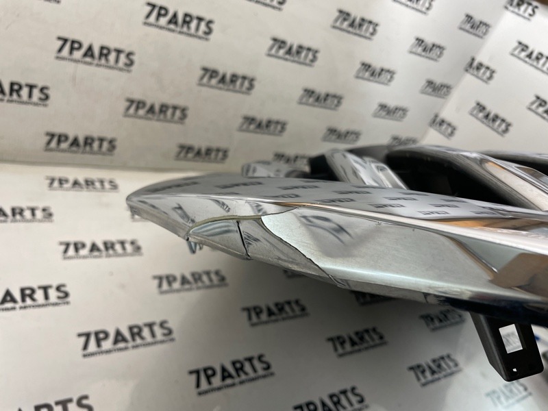 Решетка радиатора NISSAN SERENA C26 (б/у) Решетка радиатора NISSAN SERENA C26 (б/у)