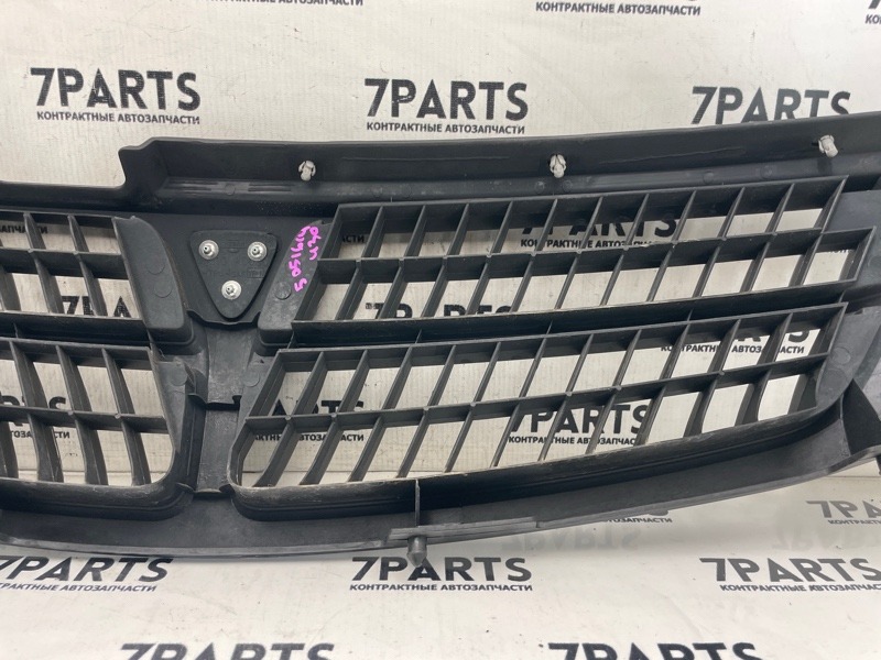 Решетка радиатора NISSAN PRESAGE U30 KA24DE 1998 (б/у) Решетка радиатора NISSAN PRESAGE U30 KA24DE 1998 (б/у)