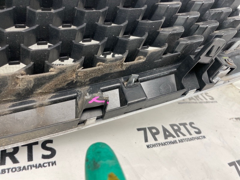 Решетка радиатора NISSAN LAFESTA B30 MR20DE 2011 (б/у) Решетка радиатора NISSAN LAFESTA B30 MR20DE 2011 (б/у)