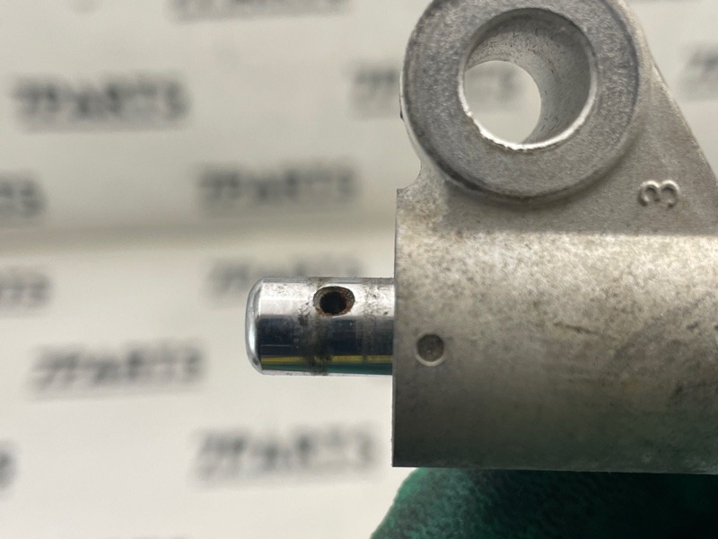 Натяжитель цепи грм MITSUBISHI COLT Z27A 4G15T 2005 (б/у) Натяжитель цепи грм MITSUBISHI COLT Z27A 4G15T 2005 (б/у)