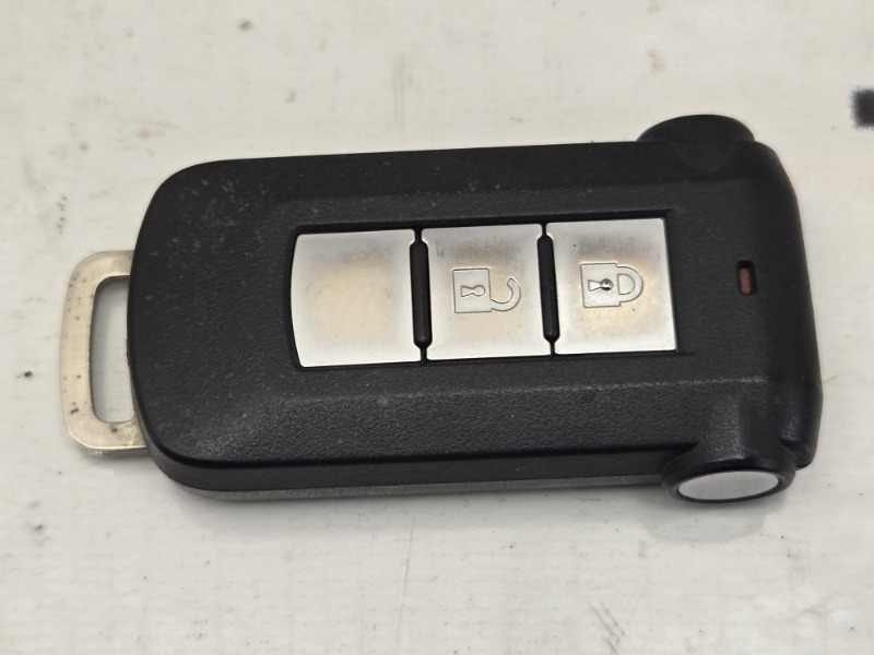 Ключ зажигания MITSUBISHI (б/у) Ключ зажигания MITSUBISHI (б/у)