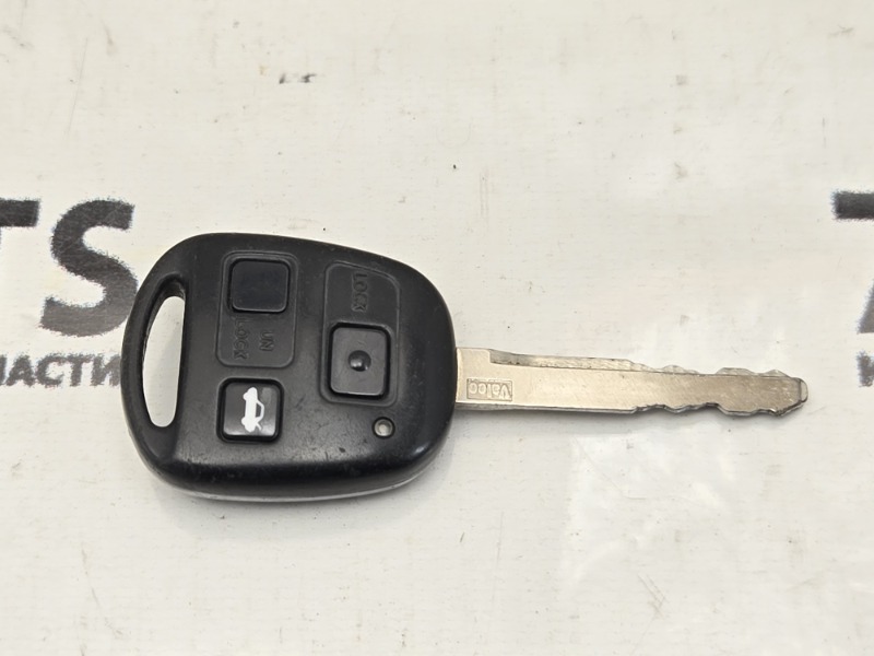 Ключ зажигания TOYOTA AVENSIS AZT250 (б/у)