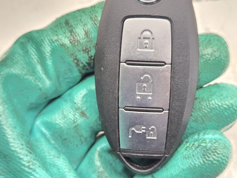 Ключ зажигания NISSAN LEAF ZE1 EM57 (б/у) Ключ зажигания NISSAN LEAF ZE1 EM57 (б/у)